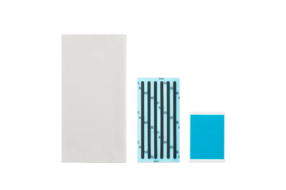 kensington-replacement-accessory-kit-for-magpro-magnetic-privacy-screen-27-monit image 1