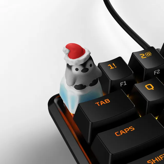 hyperx-hx3d-holiday-collection-penguin-keycap image 1