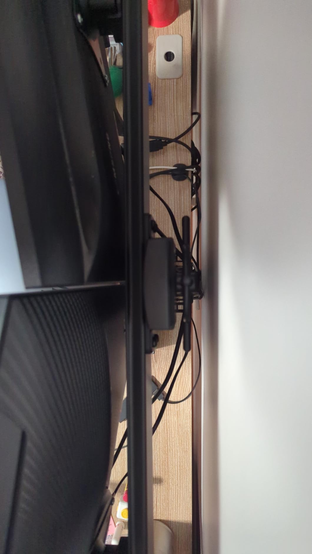 Good arm, but setup is tedious