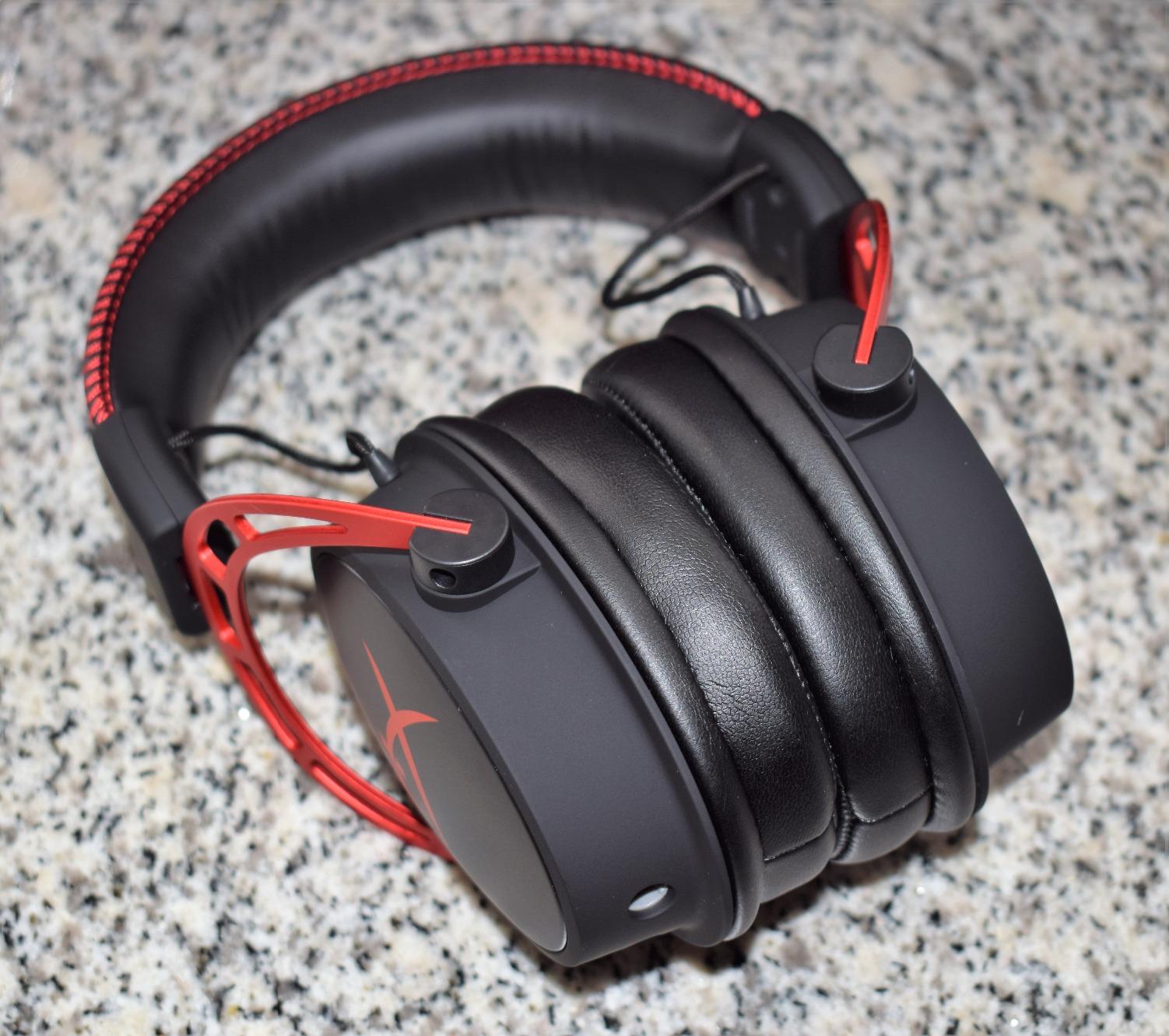Great sound, decent mic