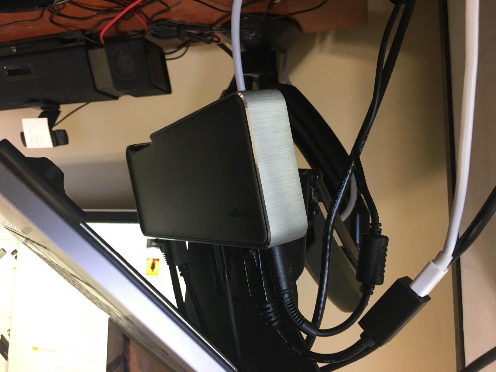 Works well, but screws could be better