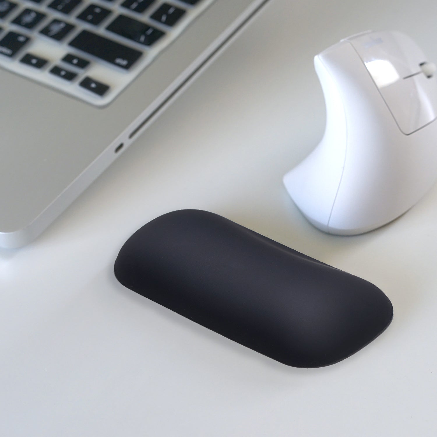 perixx-peripro-101-ergonomic-mouse-wrist-rest-pad-with-gel-cushion-and-vegan-lea image 7